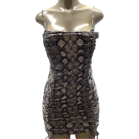 See You Monday Size Large Animal Print Mini Dress W/Adjustable Straps. Preloved - Picture 1 of 7